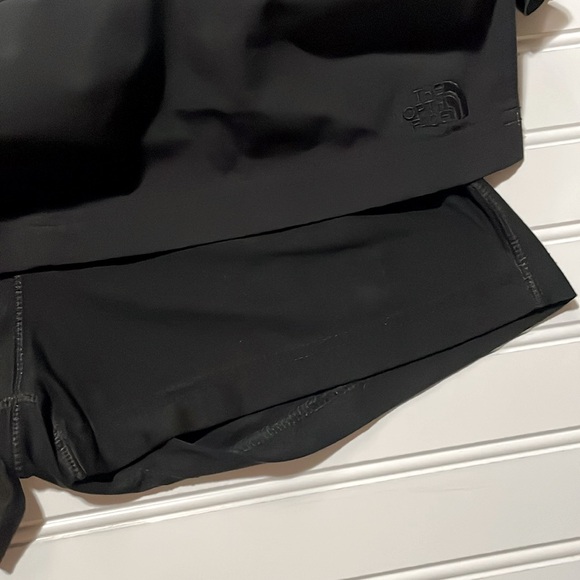 NorthFace- Women’s Skort - Size 8 - Picture 7 of 8